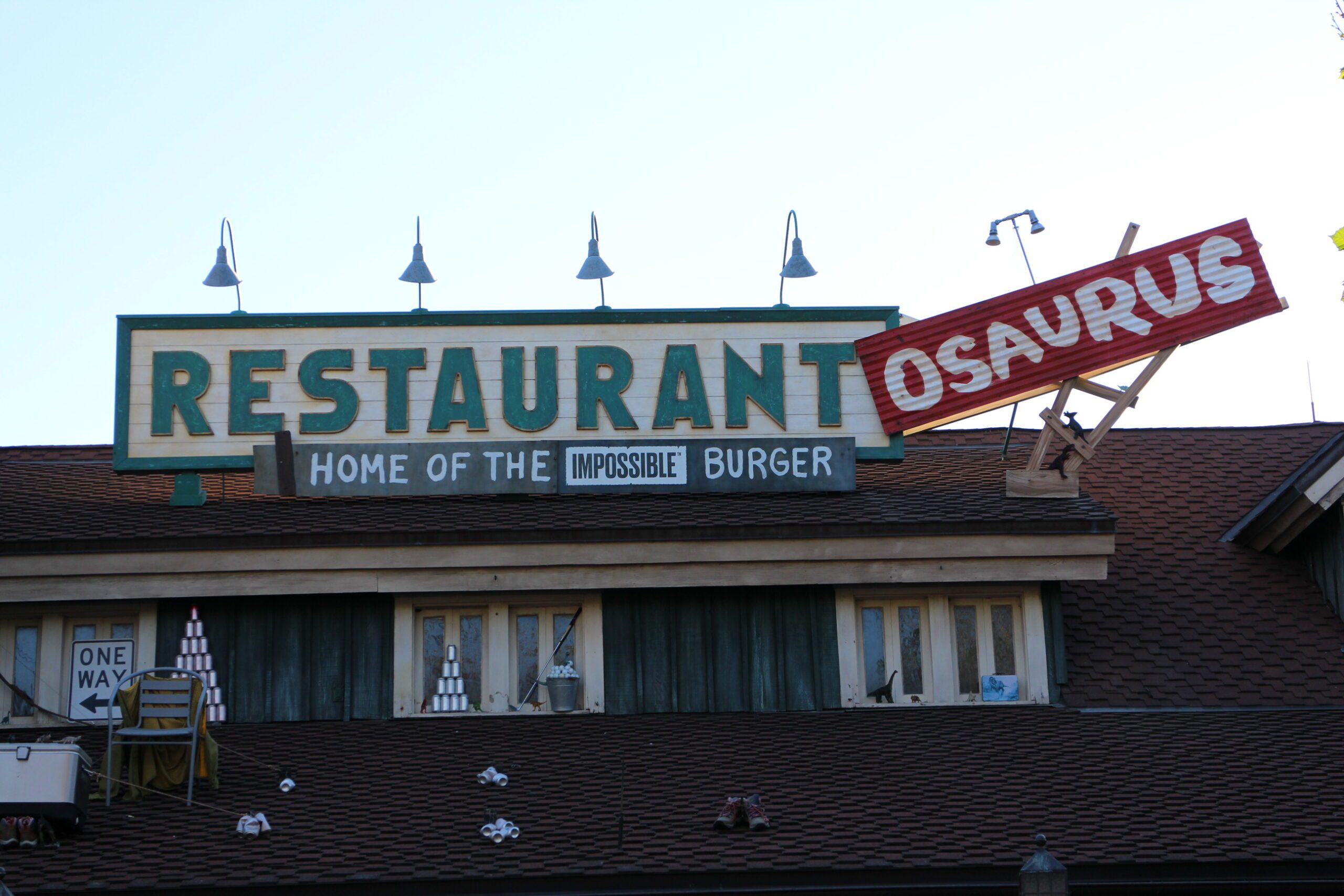 Restaurantosaurus restaurant sign