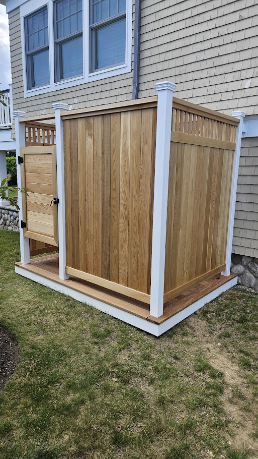 Clear Cedar Outdoor Shower in Charlestown