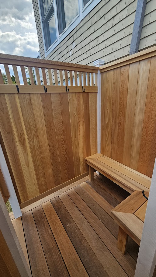 Clear Cedar Outdoor Shower in Charlestown