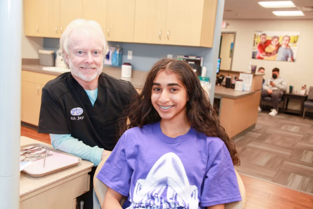 At Reichheld Ting Orthodontics, we've asked our highly experienced doctors to share some of their top 5 benefits of straight teeth!