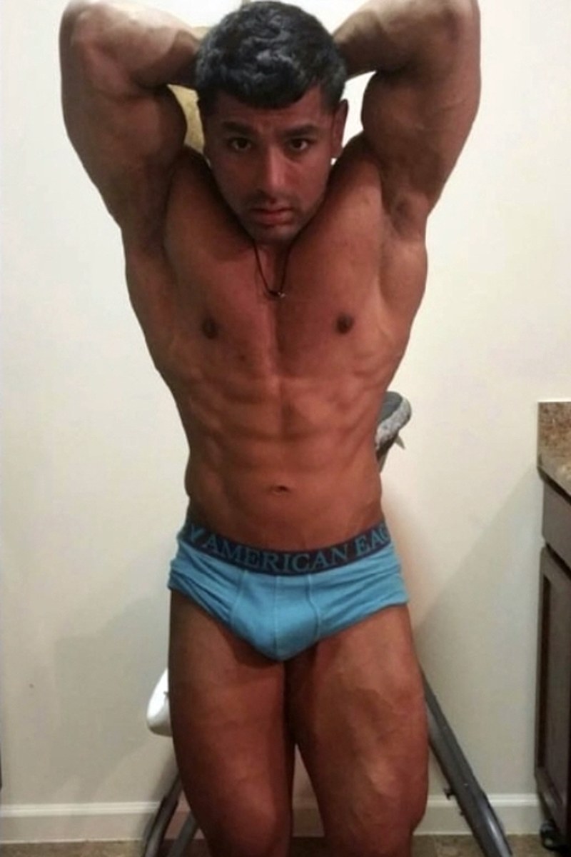Keanu lean and conditioned during contest preparation