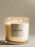 Aroma Studio candle photo