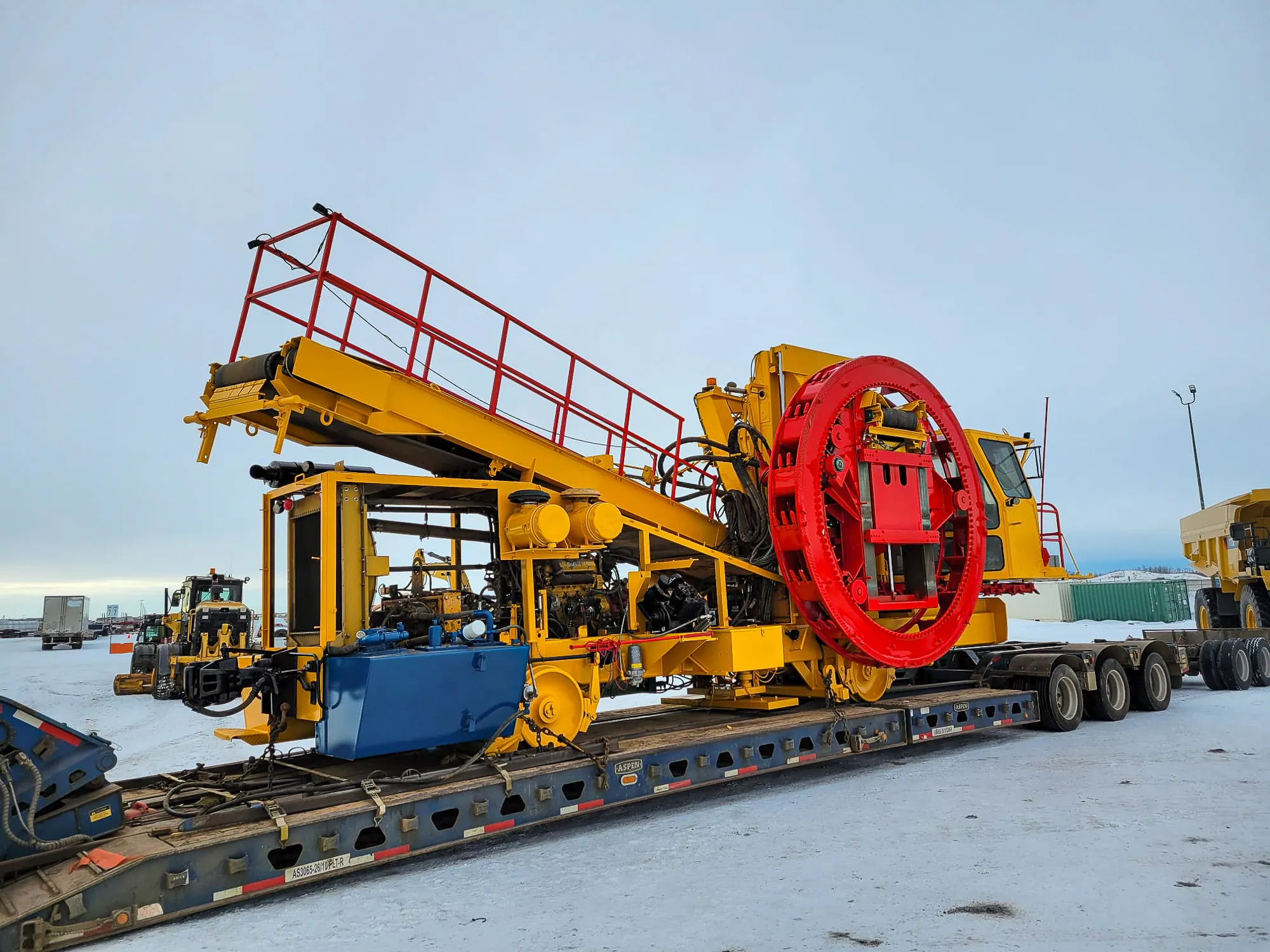 Refurbished R49-1 Tamper undercutter with paint and wash - Railway