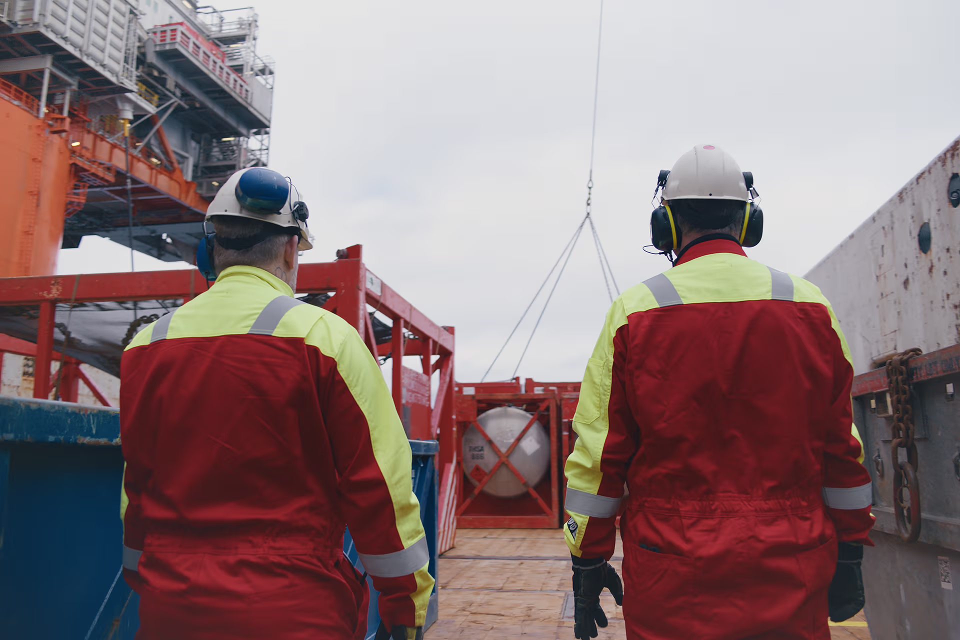 Offshore oil platform