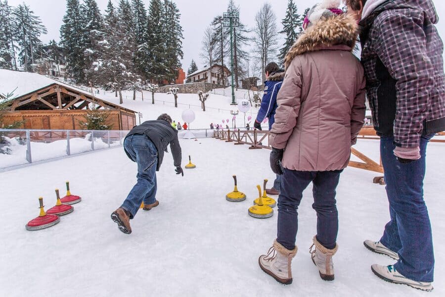 One of the Olympic Games activities: guessing unusual sports like eisstock
