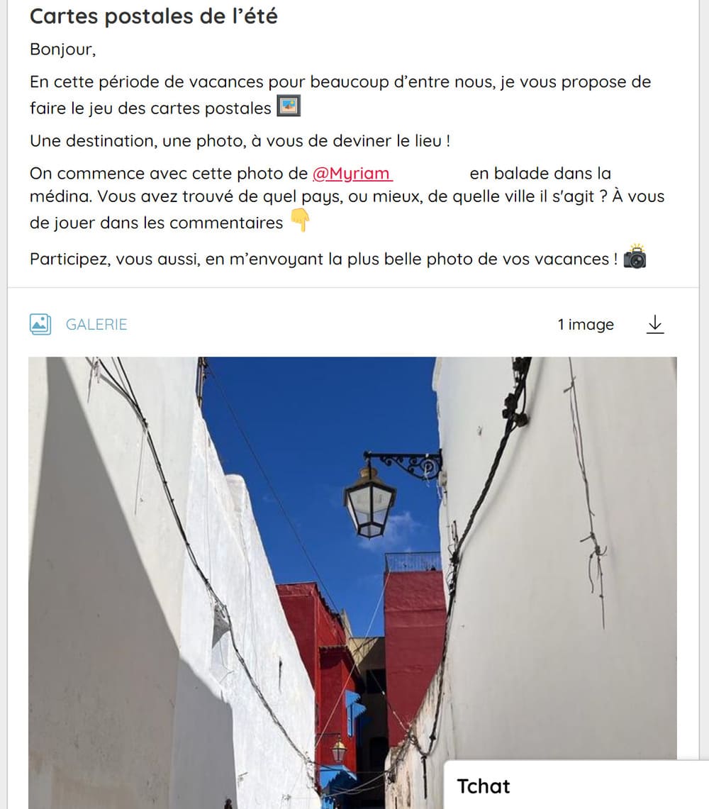 Partage de cartes postales de l'été sur le fil d'actualités Talkspirit