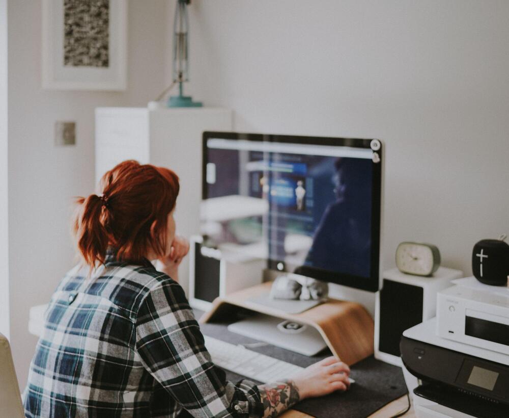 An hybrid worker working from home