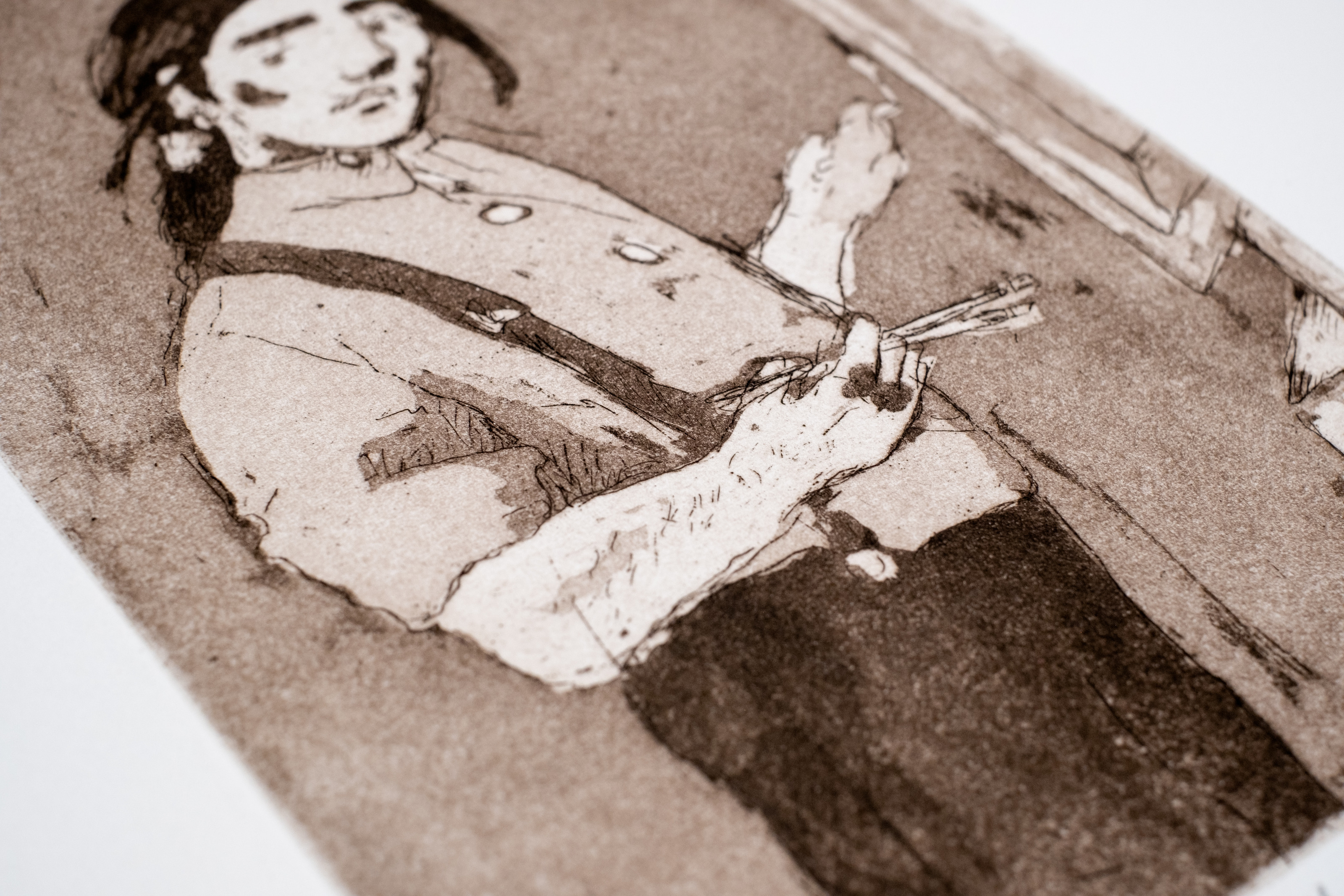Liorah Tchiprout, Through hearts like wastelands (detail): the painter's hands holding brushes at the easel.