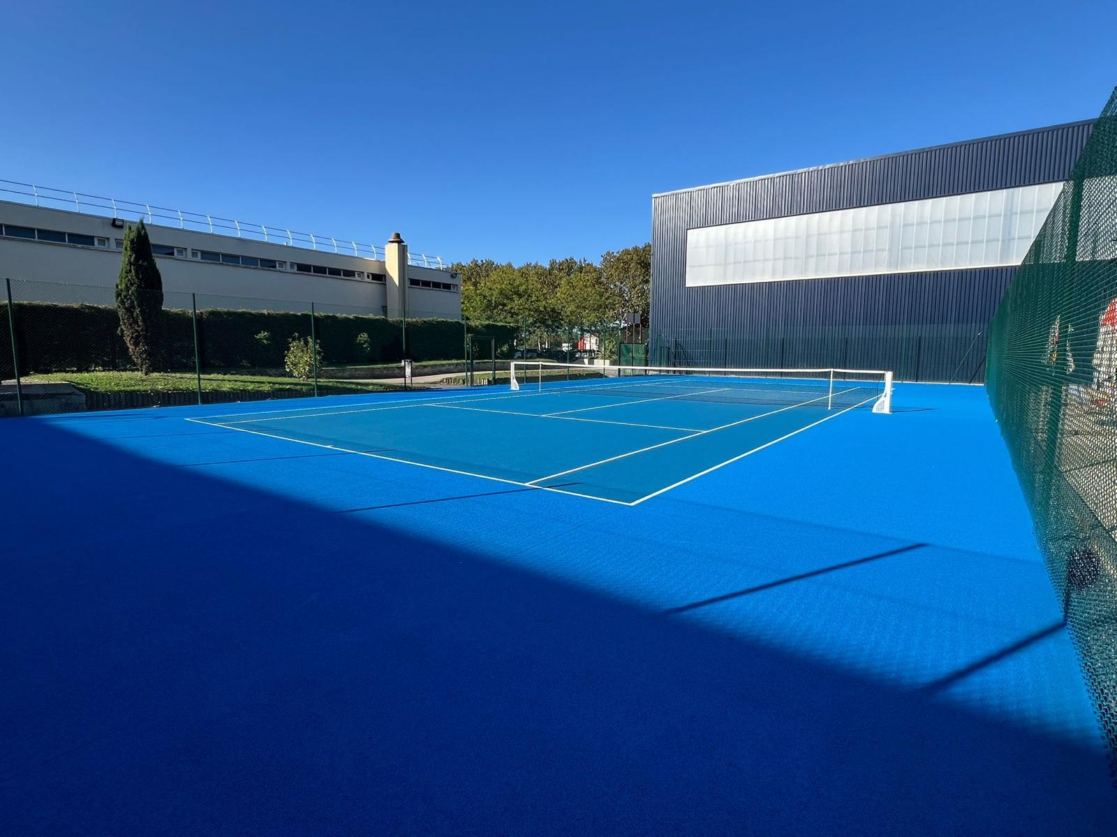 Entretien d'un court de tennis par Sol Sportif