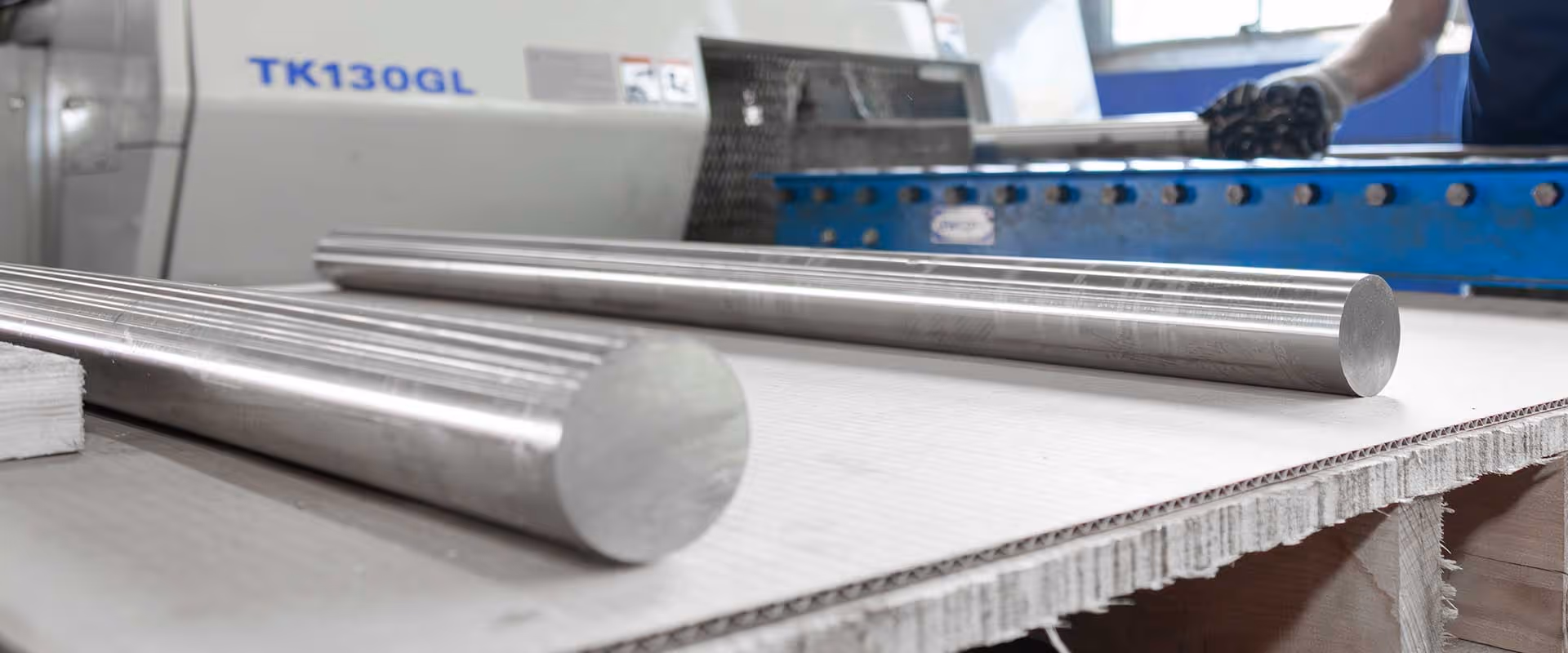 Precision metal bar sawing services