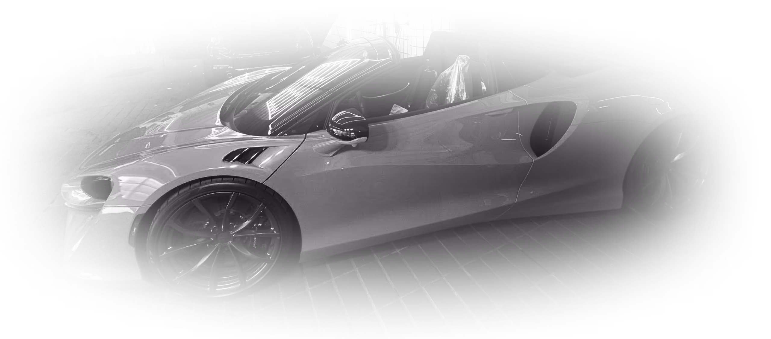 SL Deluxe Autoreinigung in Wien - Professionelle Fahrzeugaufbereitung innen und außen mit Fokus auf Detail, Schutz und Glanz.