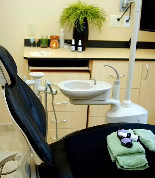 Bright smile at Sola Dental Spa, Staten Island