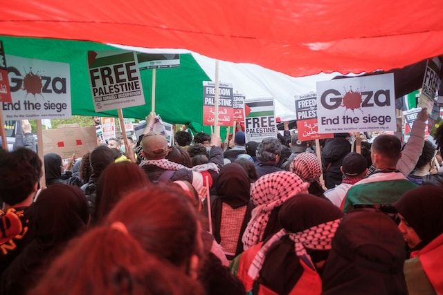 Ban on peace marches must be rejected