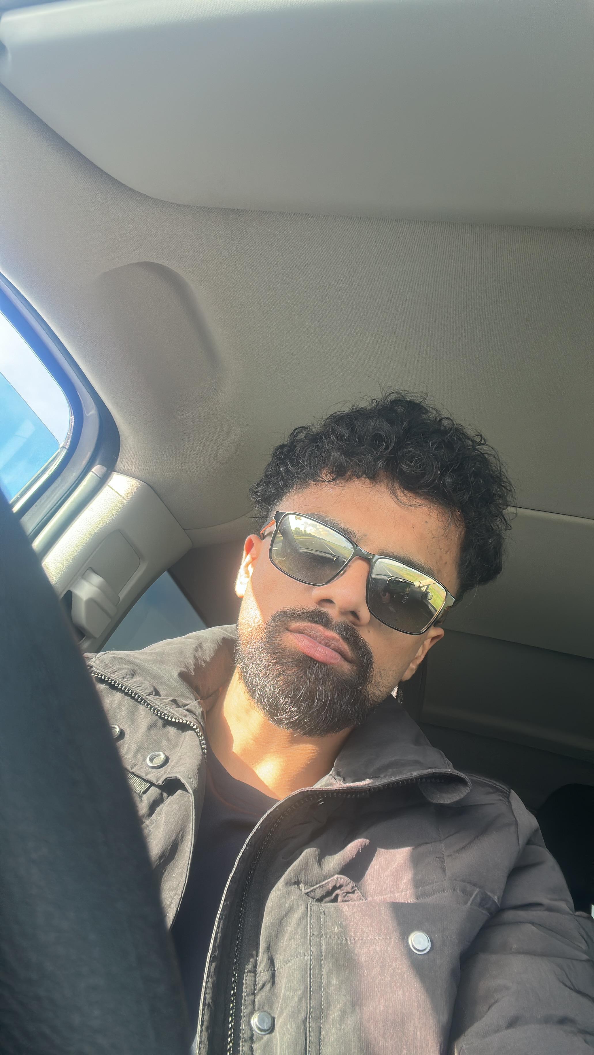 Portret van Rizwan, klant van Huurfix in Hoogeveen
