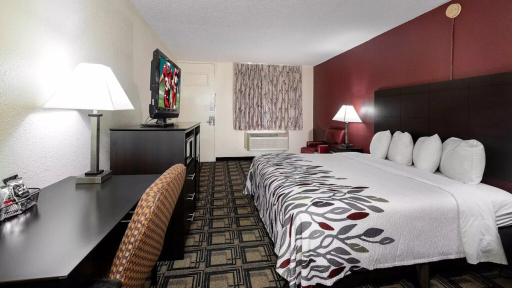 Red Roof Inn