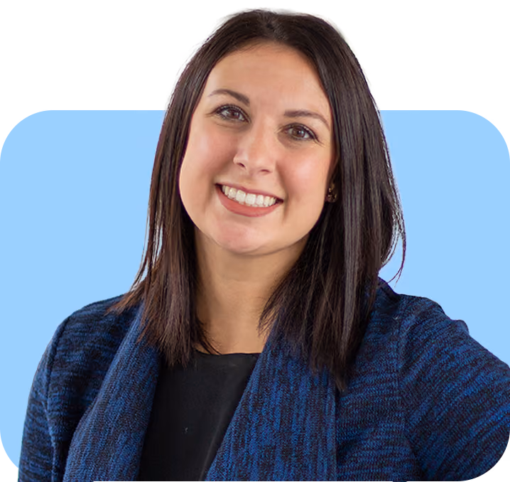 Julie Visger headshot