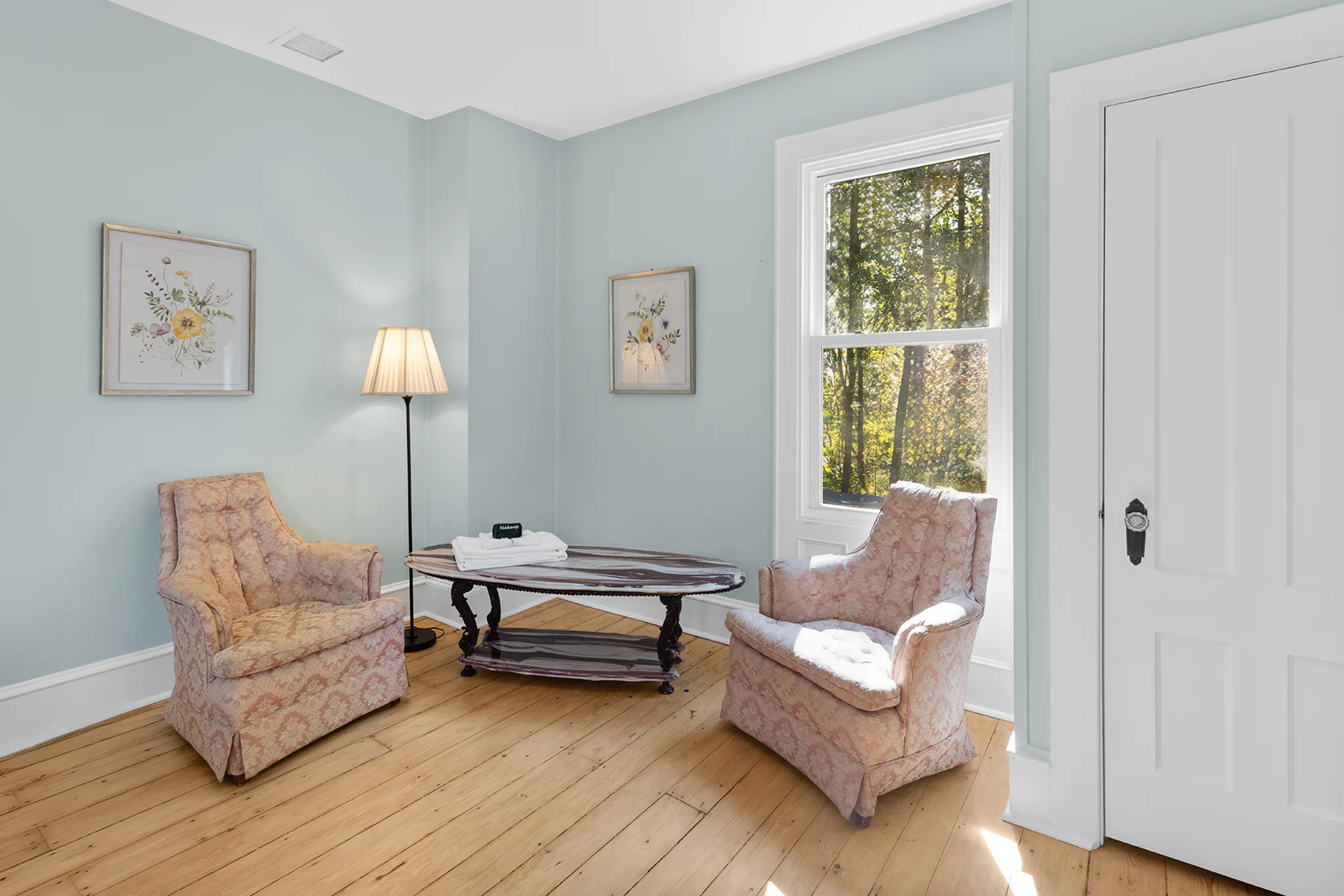 Sitting Area