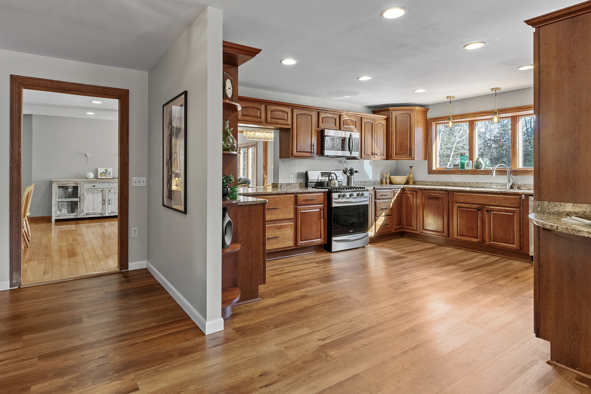 Full Kitchen