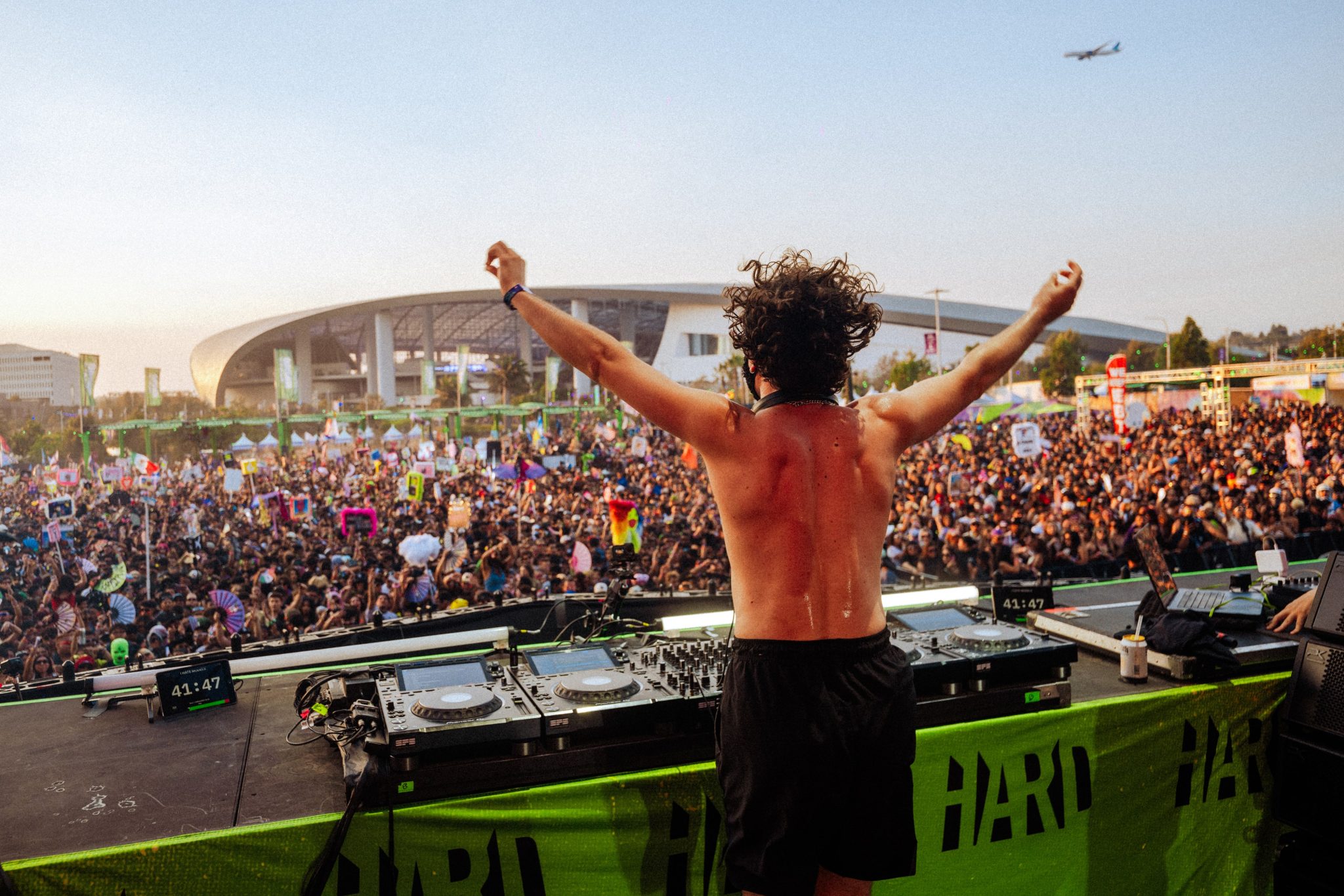 Green stage
