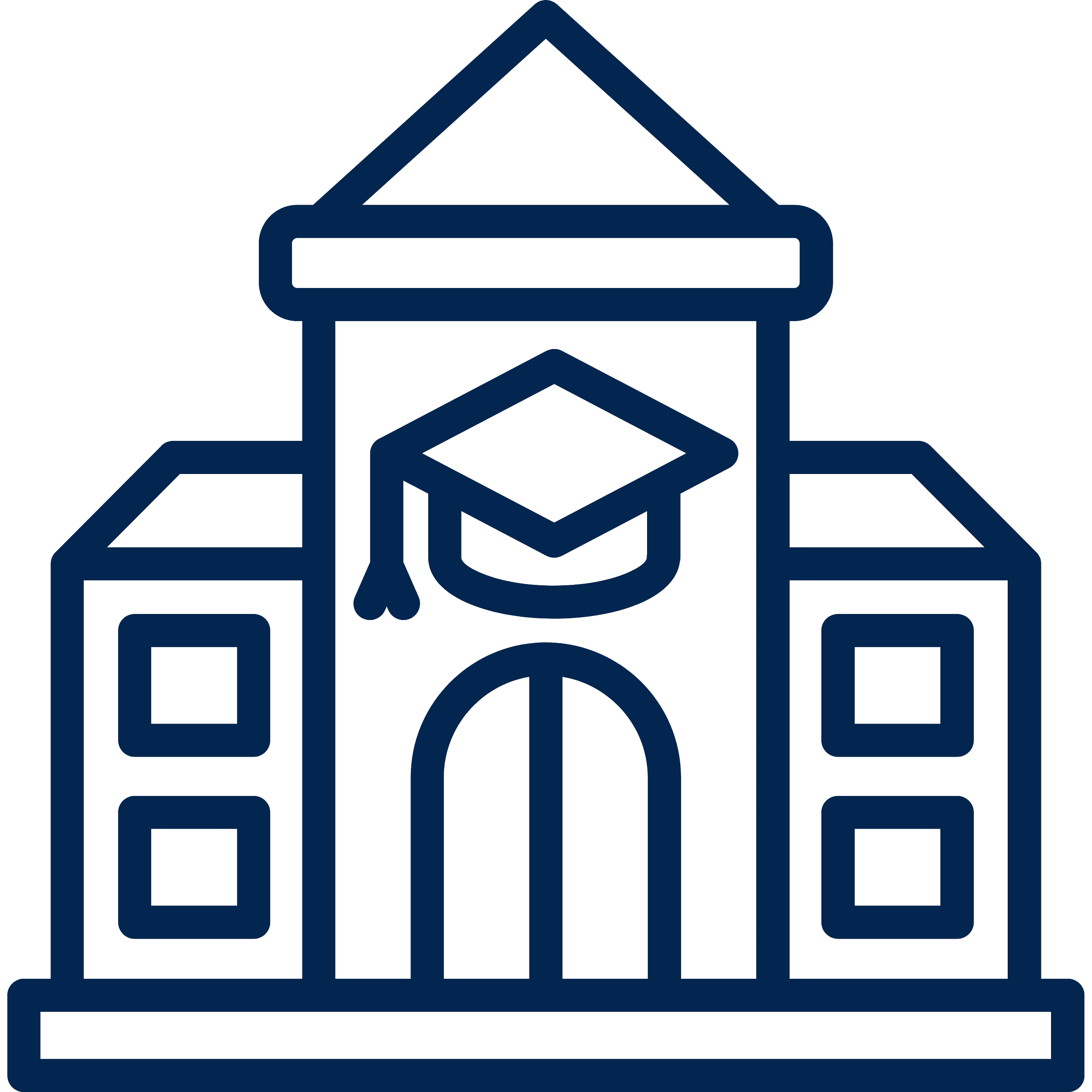 Icon of a school building with a graduation cap symbol above the entrance.