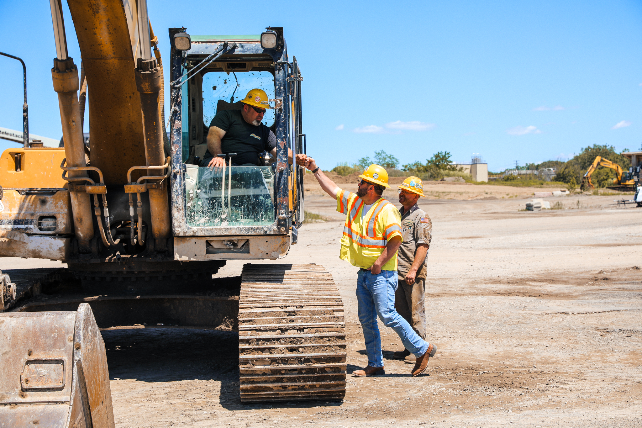 Zemba crew working together on a main line utility installation