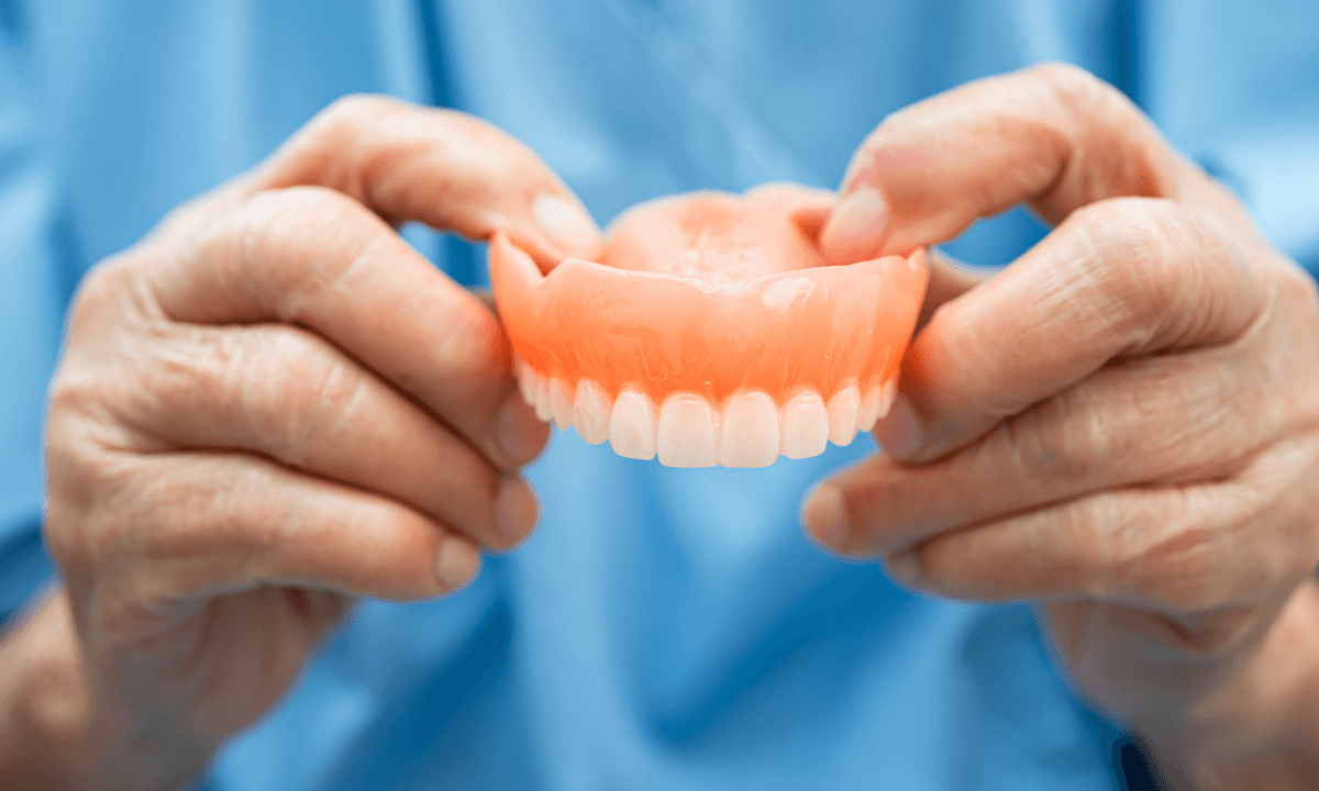 Custom dentures