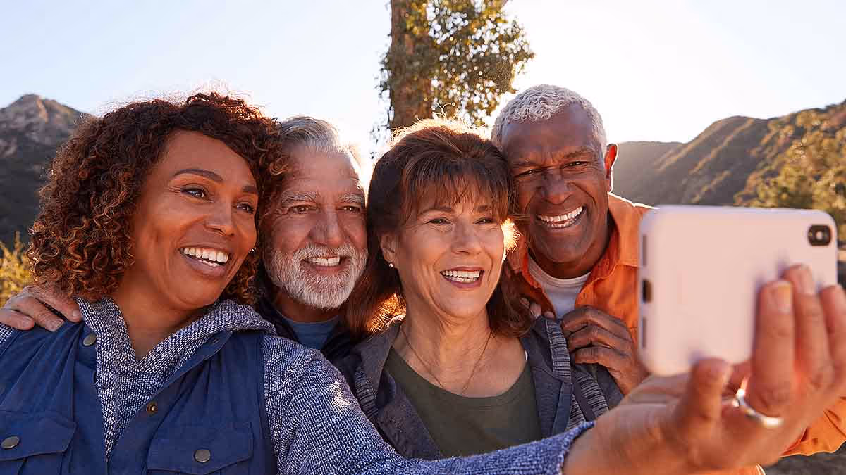 Lifetime Income Benefit Rider vs. Annuitization