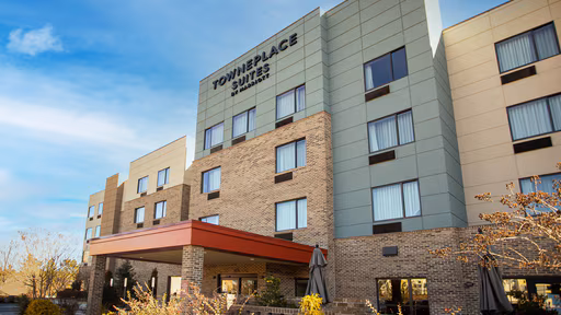 Hotel 4
