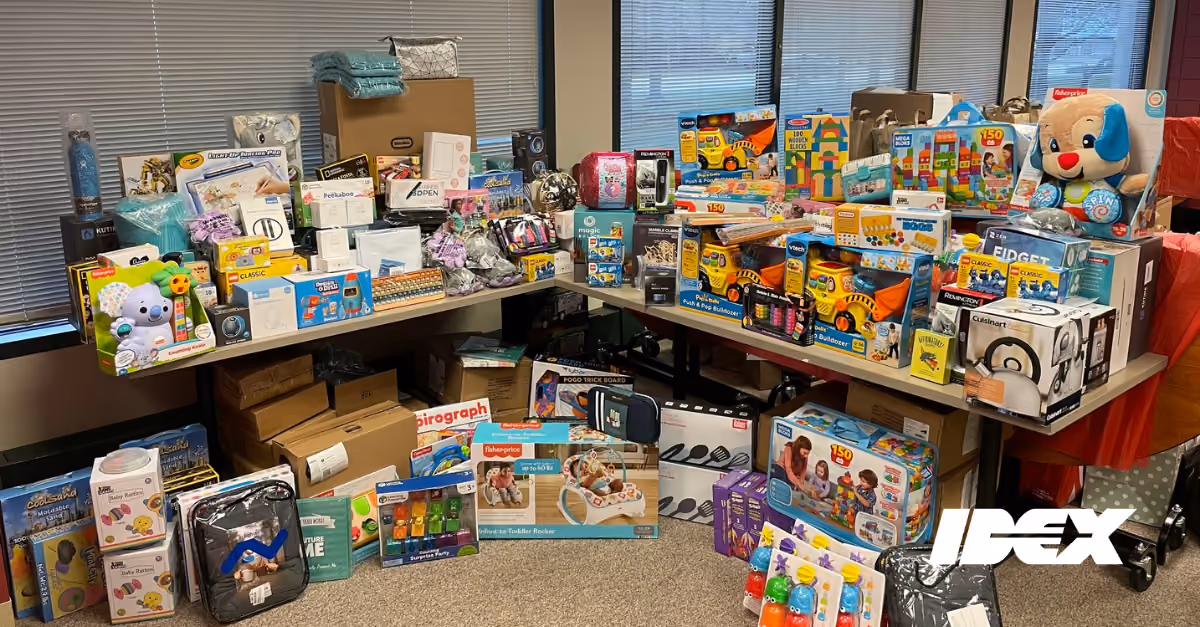 IDEX Corporate Teams Compete, Donate Holiday Gifts for Children in Chicago