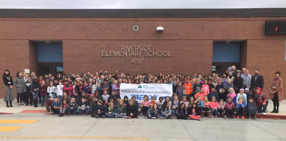 Riverside Eleentary School students
