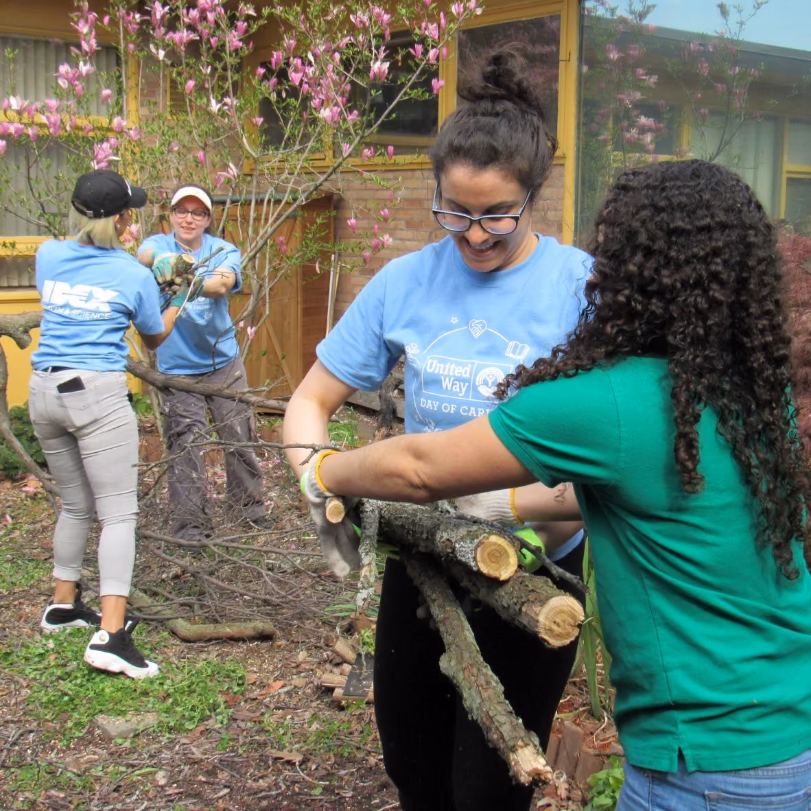 IH&S Employees Volunteer for United Way “Day of Caring”