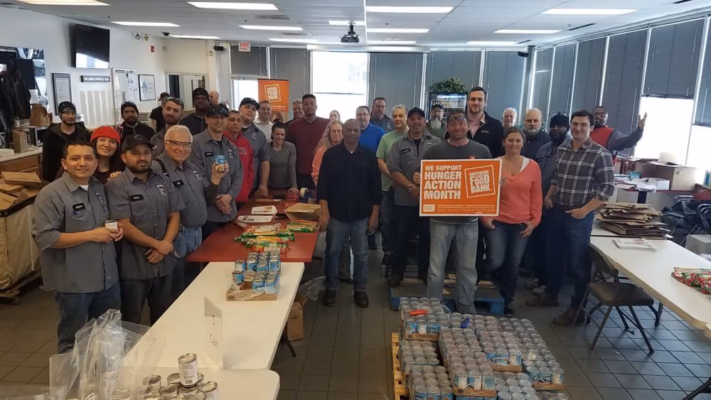 Liquid Controls Team Partners with Northern Illinois Food Bank