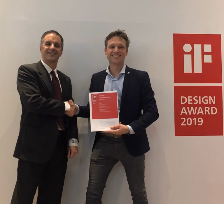 Dan Clevenger accepting the design award
