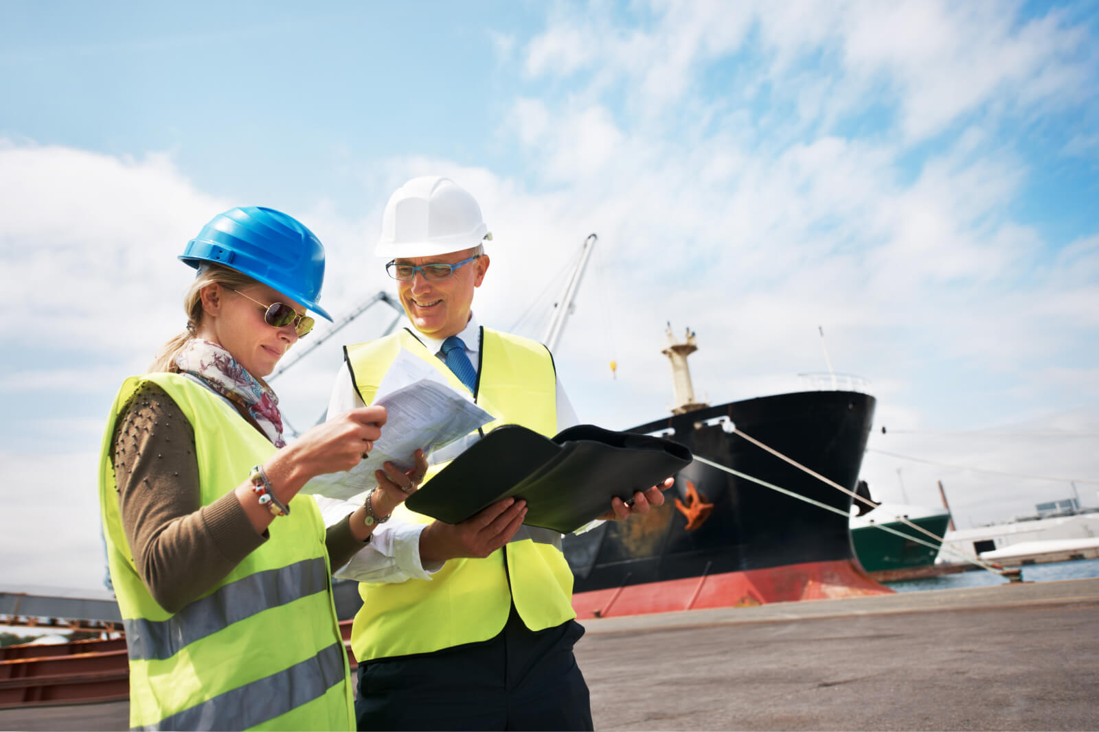 How to Manage Key Documents for International Shipping