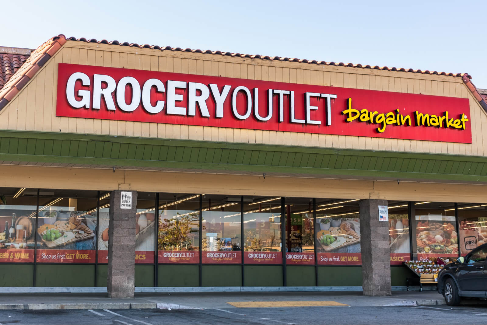 Quality Data Sets Grocery Outlet Team Up for Success