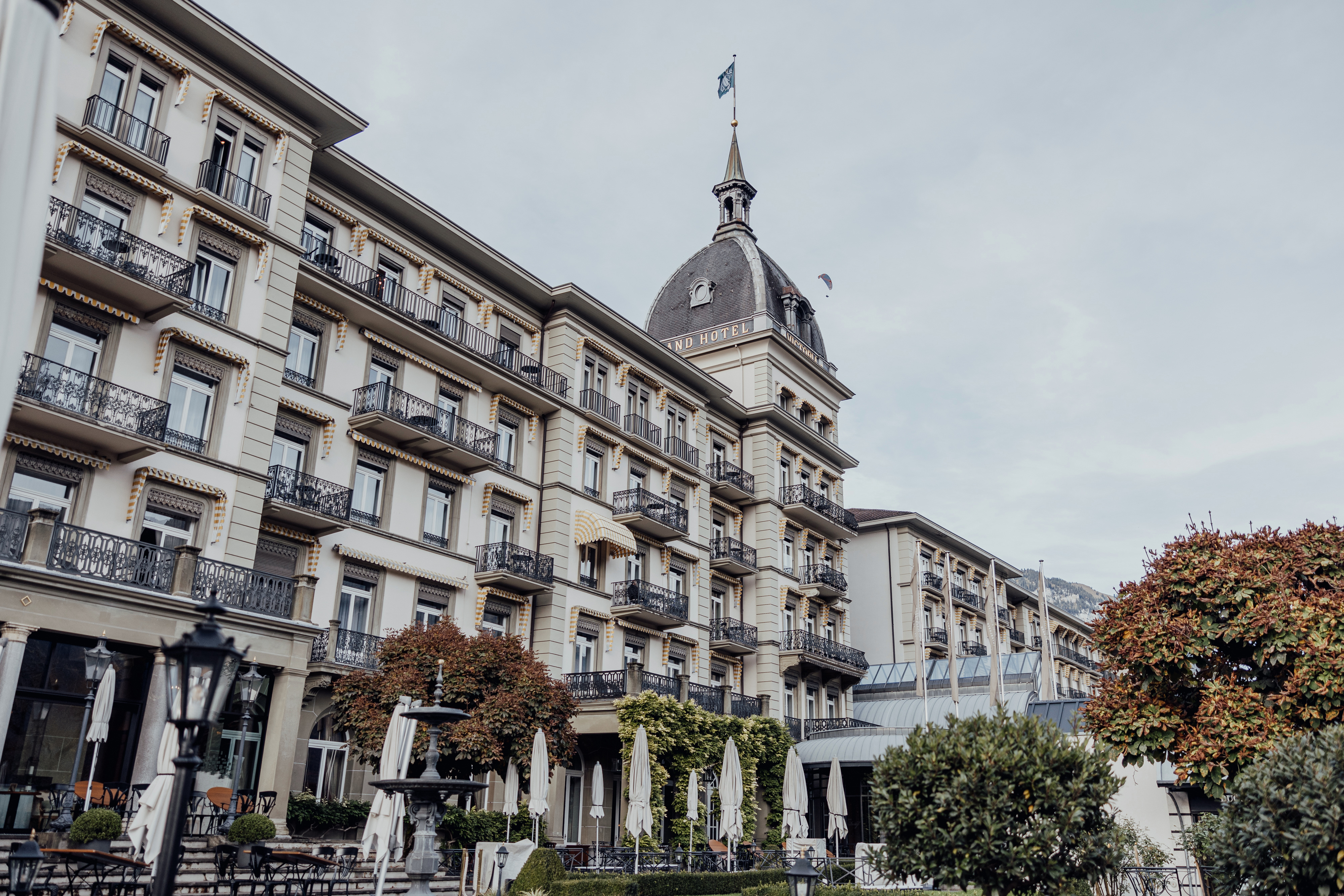 Luxury wedding photographer Interlaken