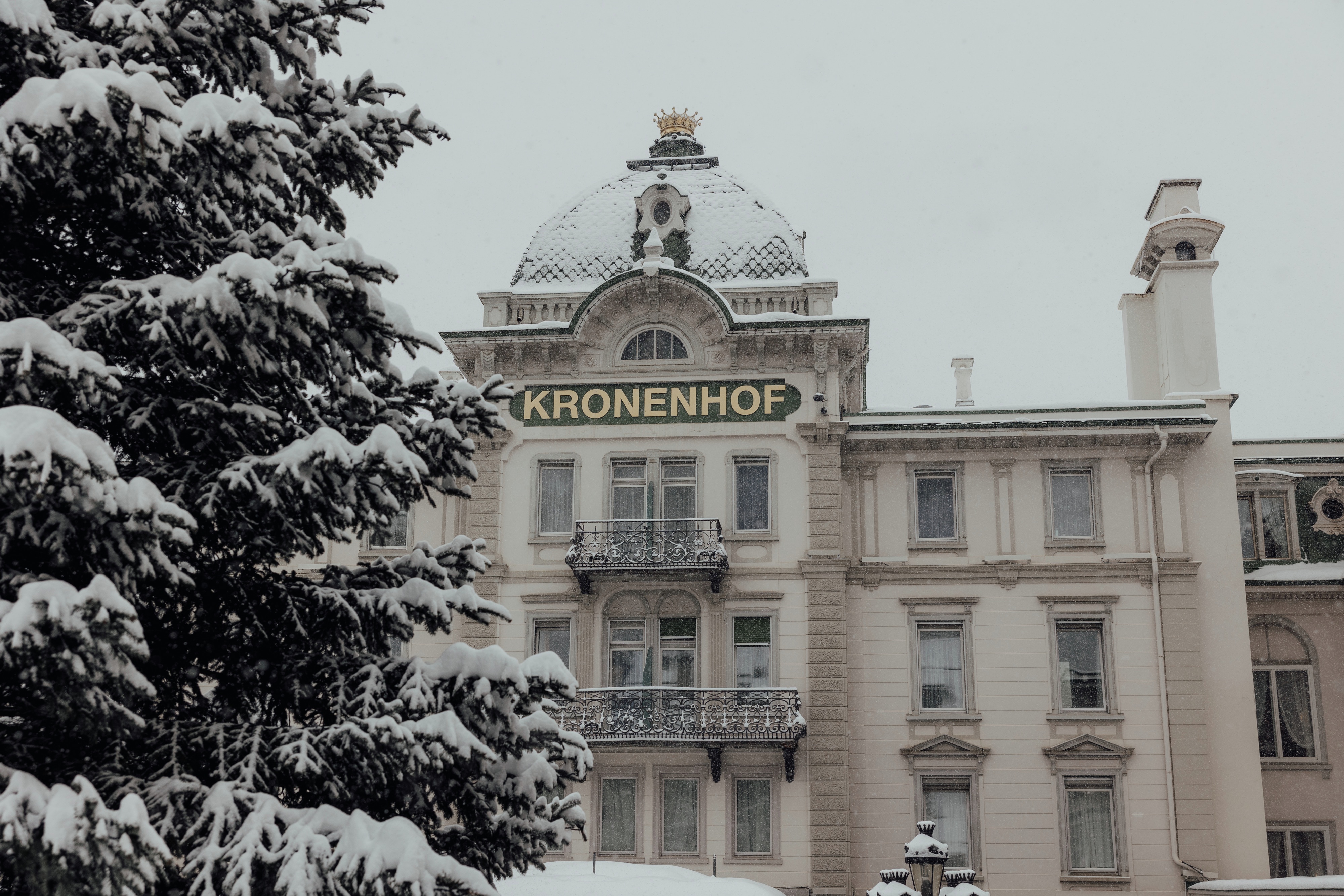 Grand Hotel Kronenhof Wedding Photographer