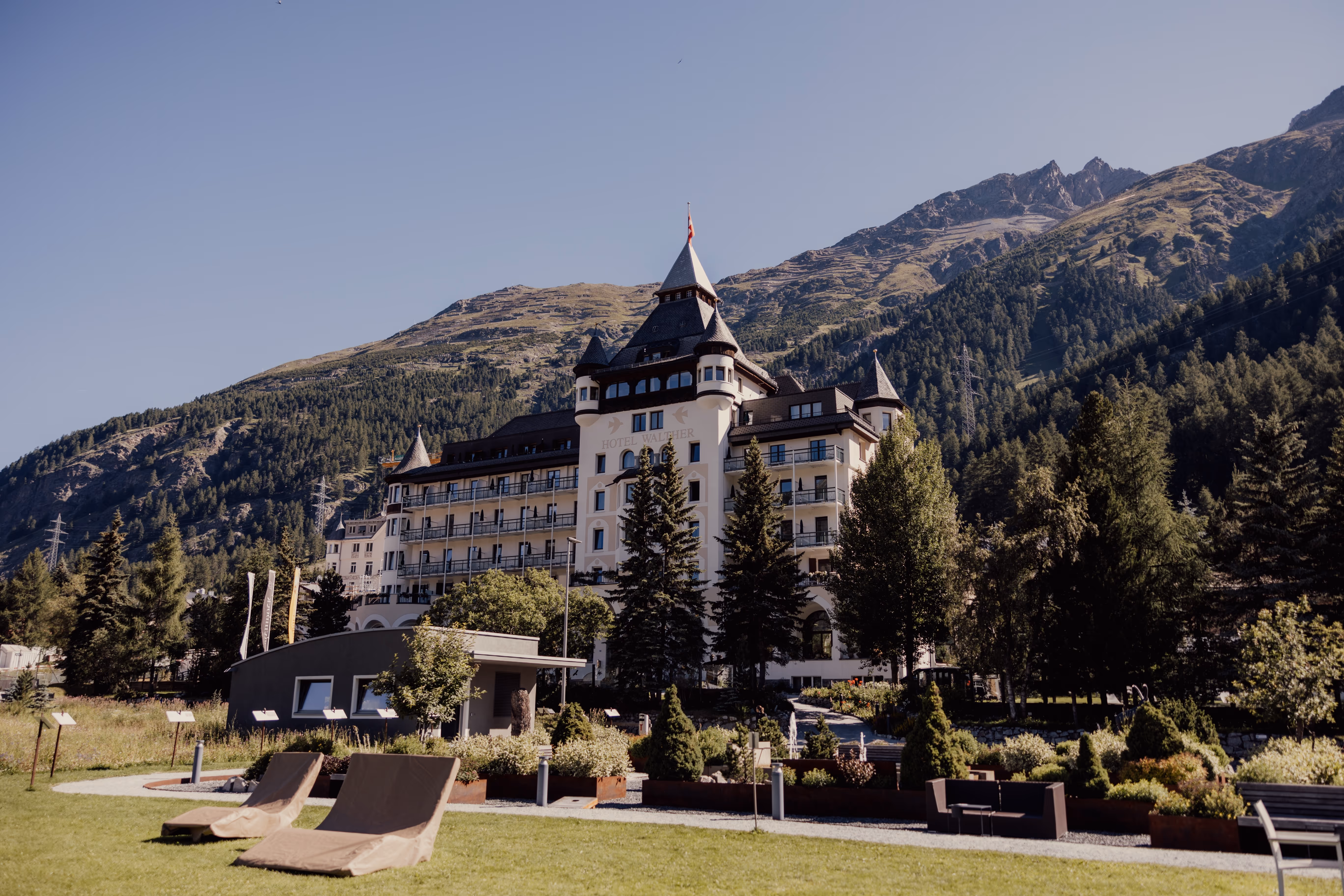 Wedding Photographer Hotel Walther Pontresina Engadin