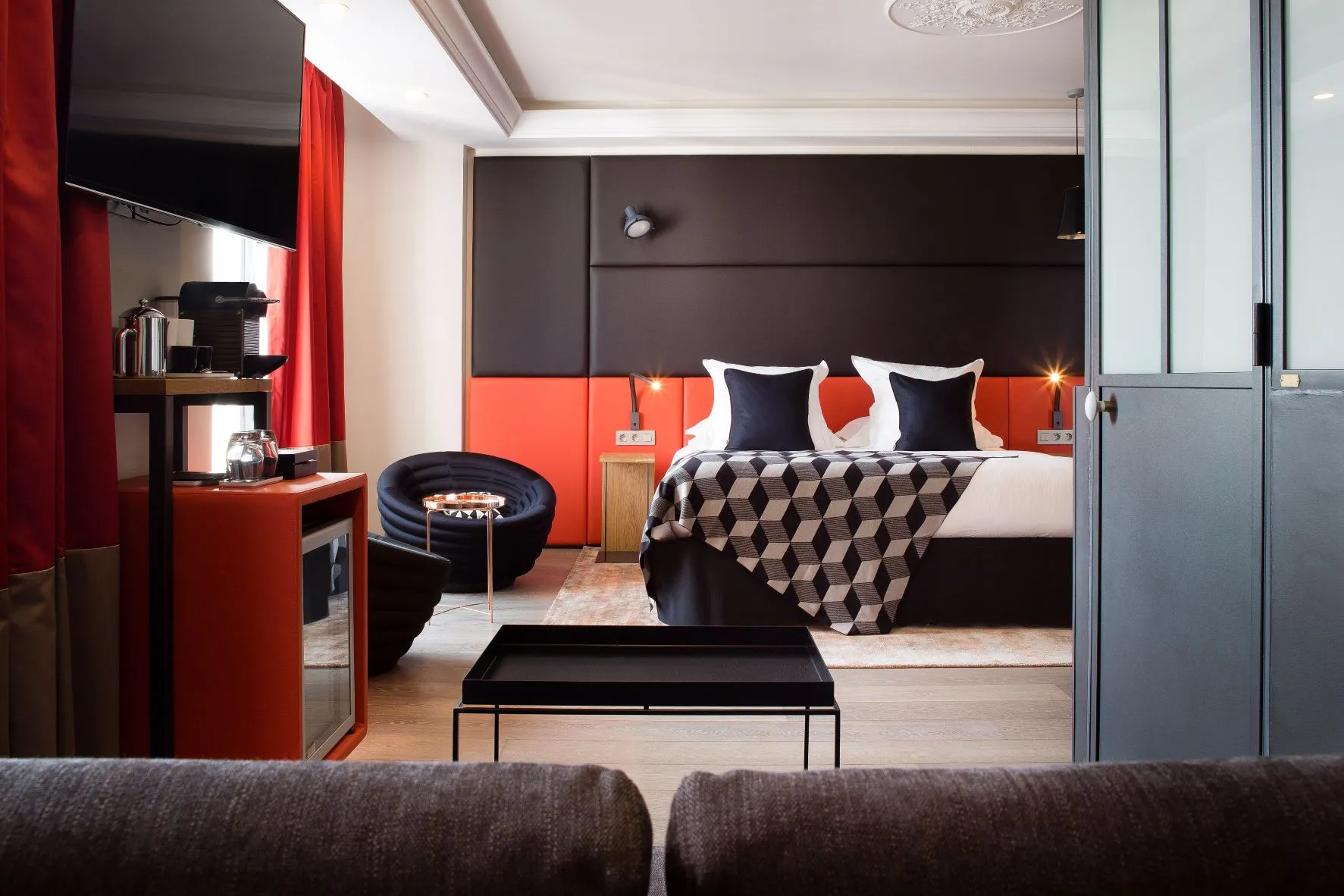 Exclusive "Terrass" Suite at the Montmartre Hotel in Paris