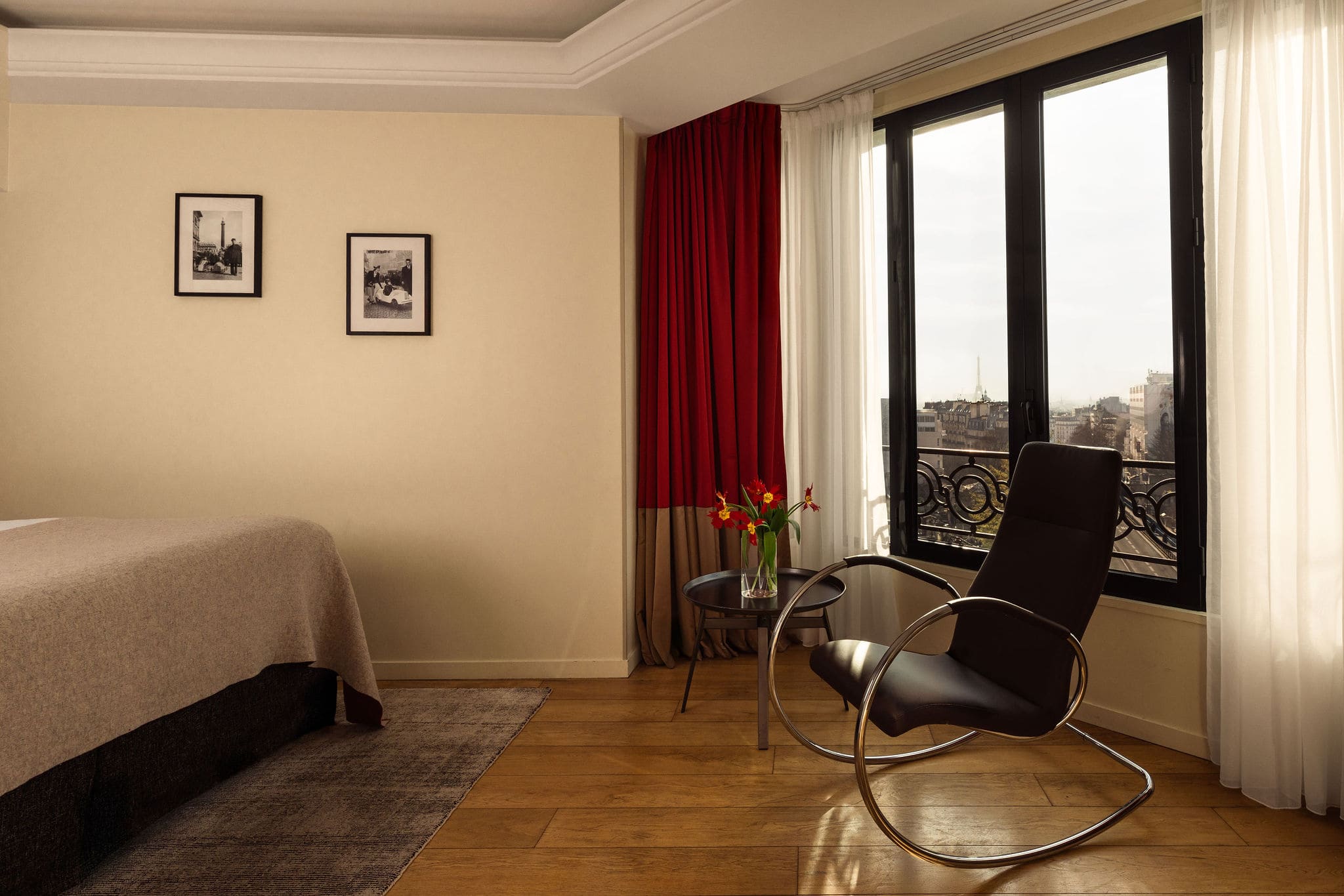 Privilege Eiffel Terrass Hotel Montmartre Paris