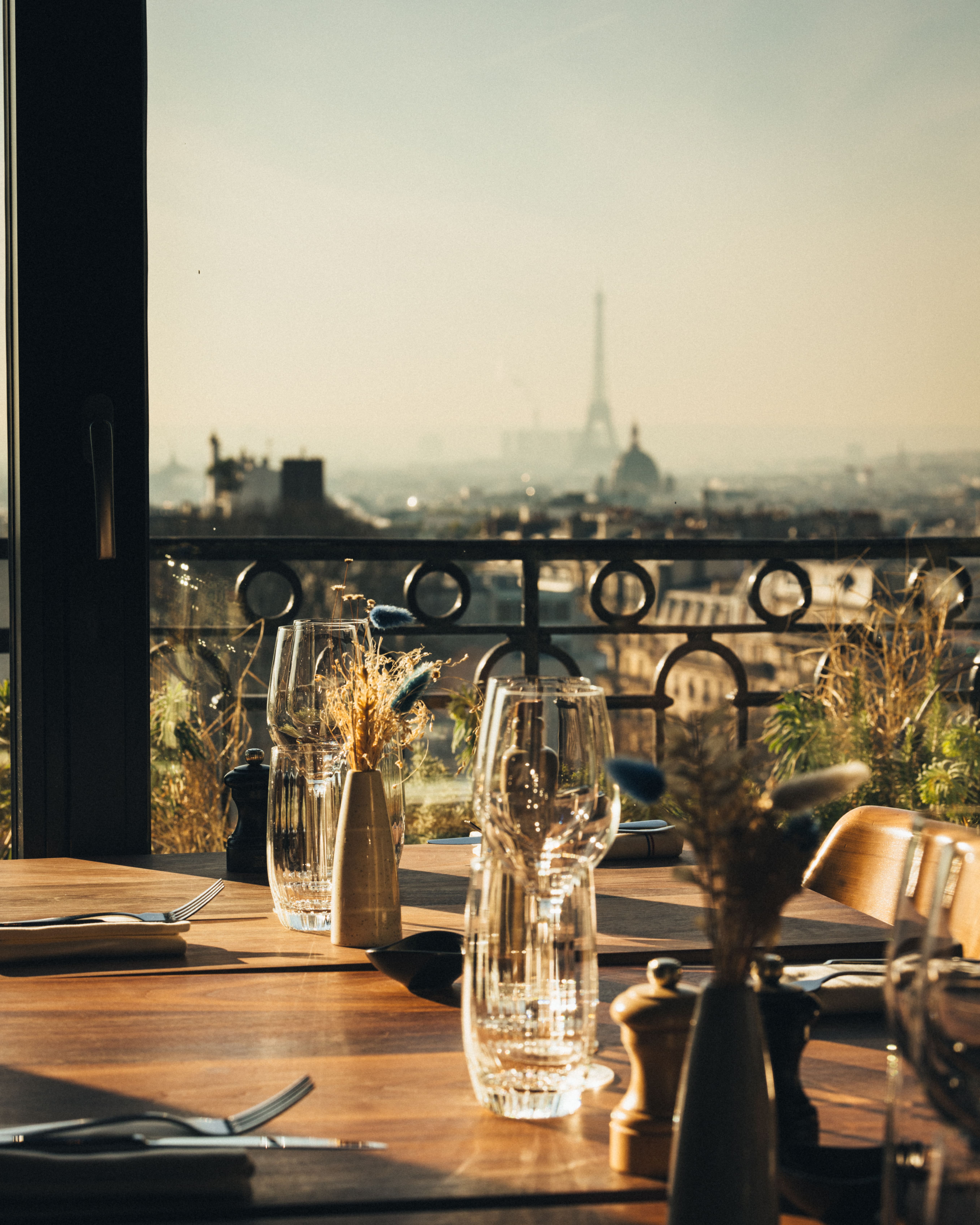 "Edmond Terrass" Restaurant, Hotel Paris Montmartre
