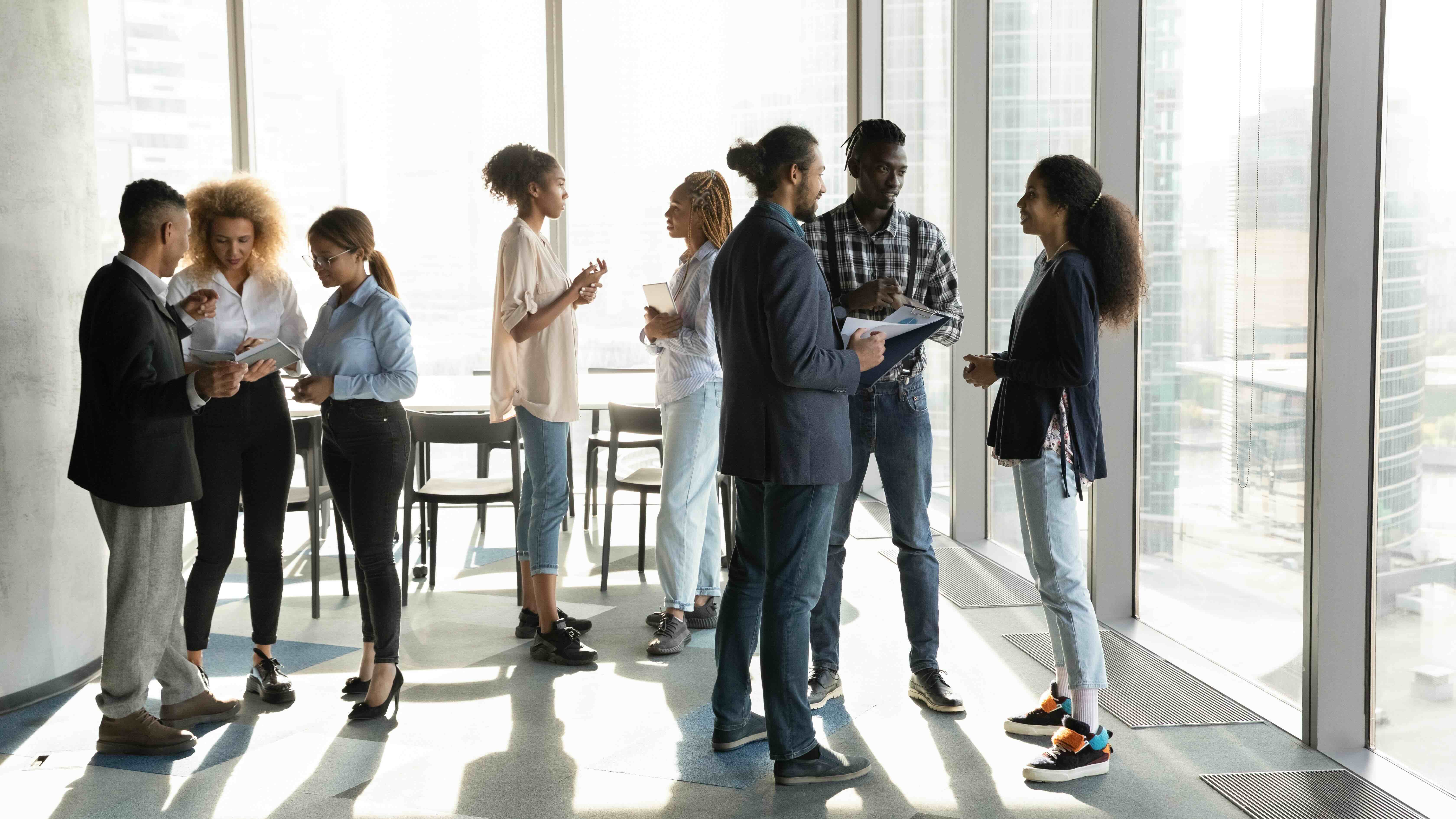 Guests unable to connect to Wi-Fi at a crowded gathering
