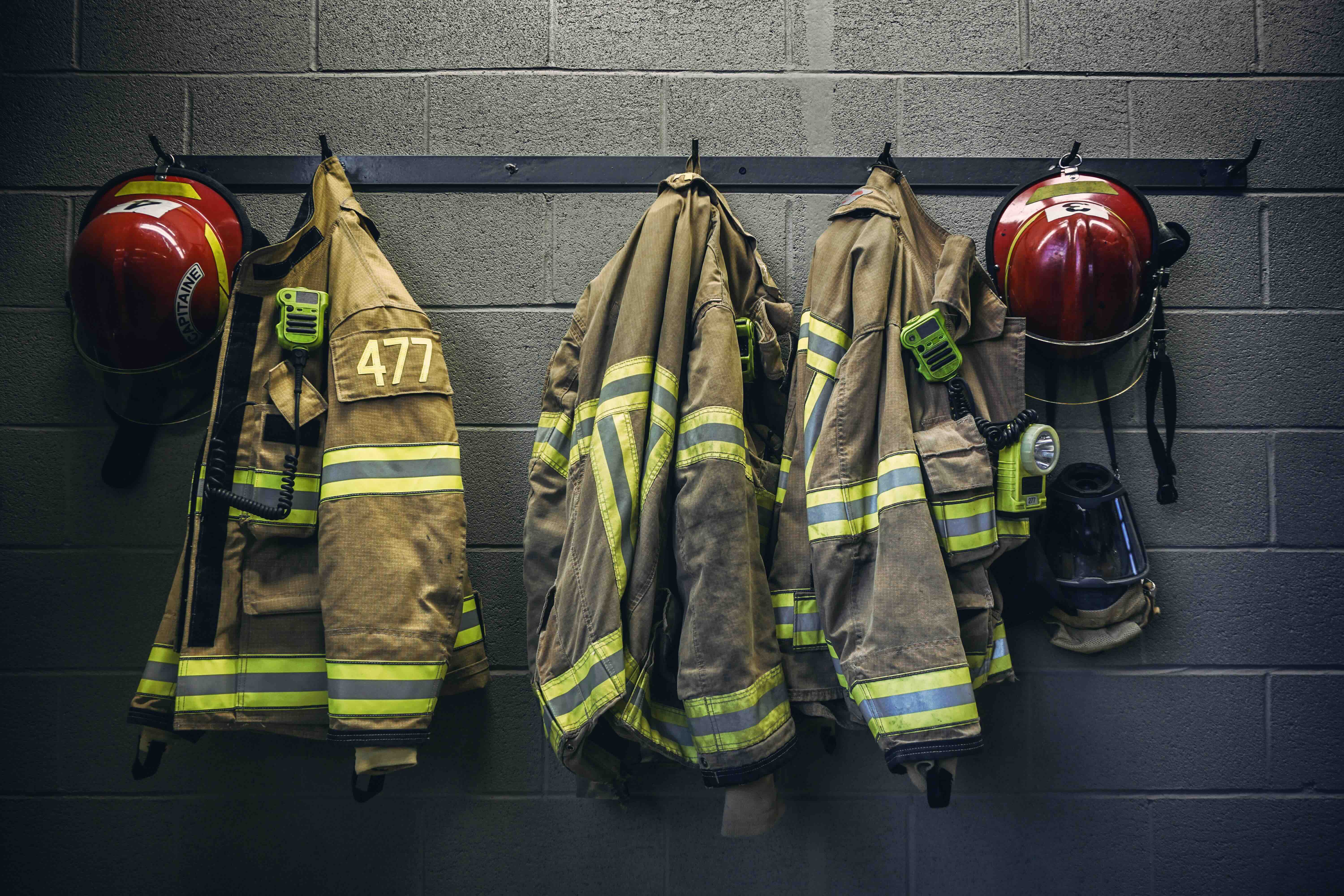 Fire marshal wireless communication systems in a building