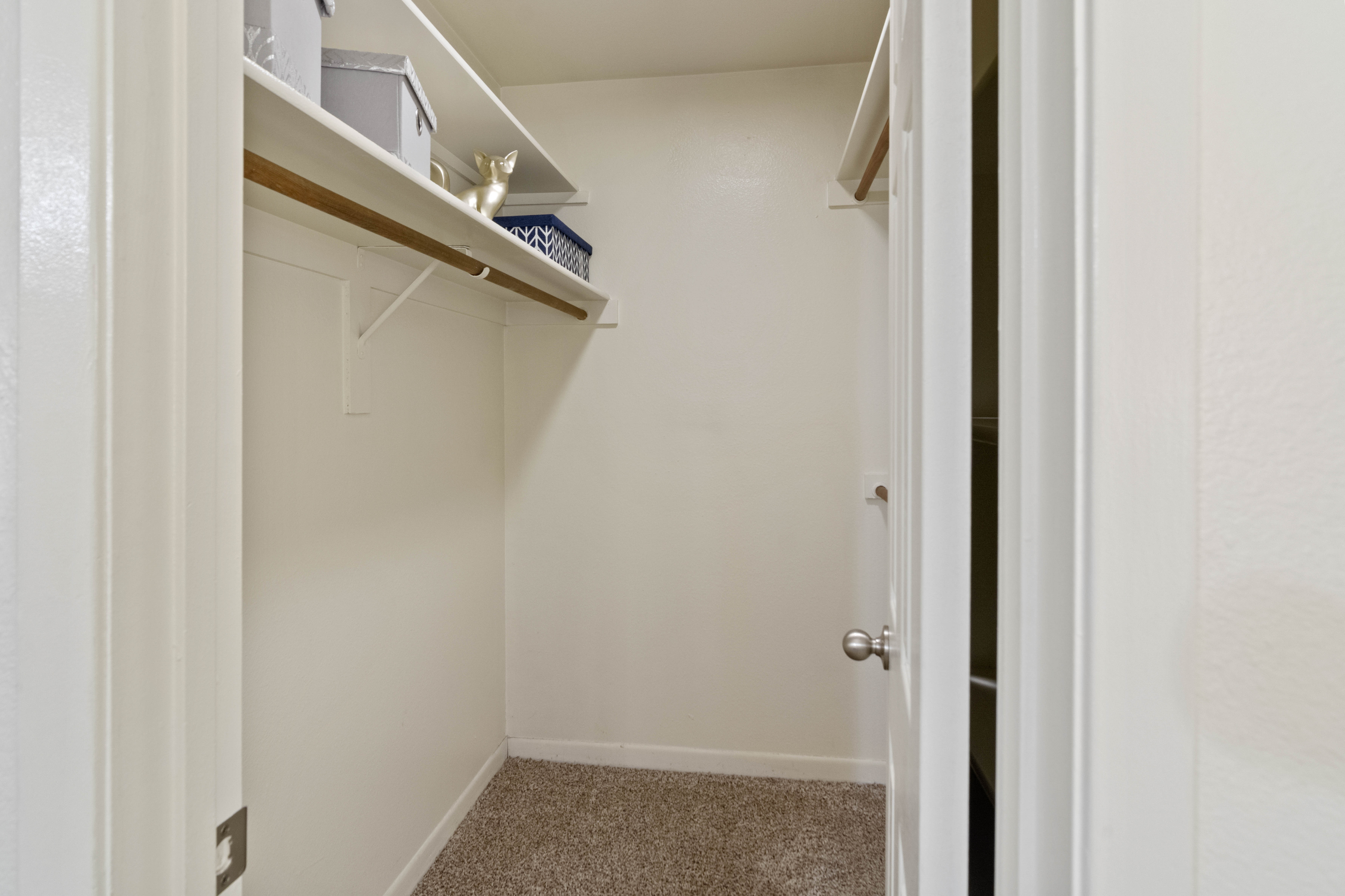 Walk in closet