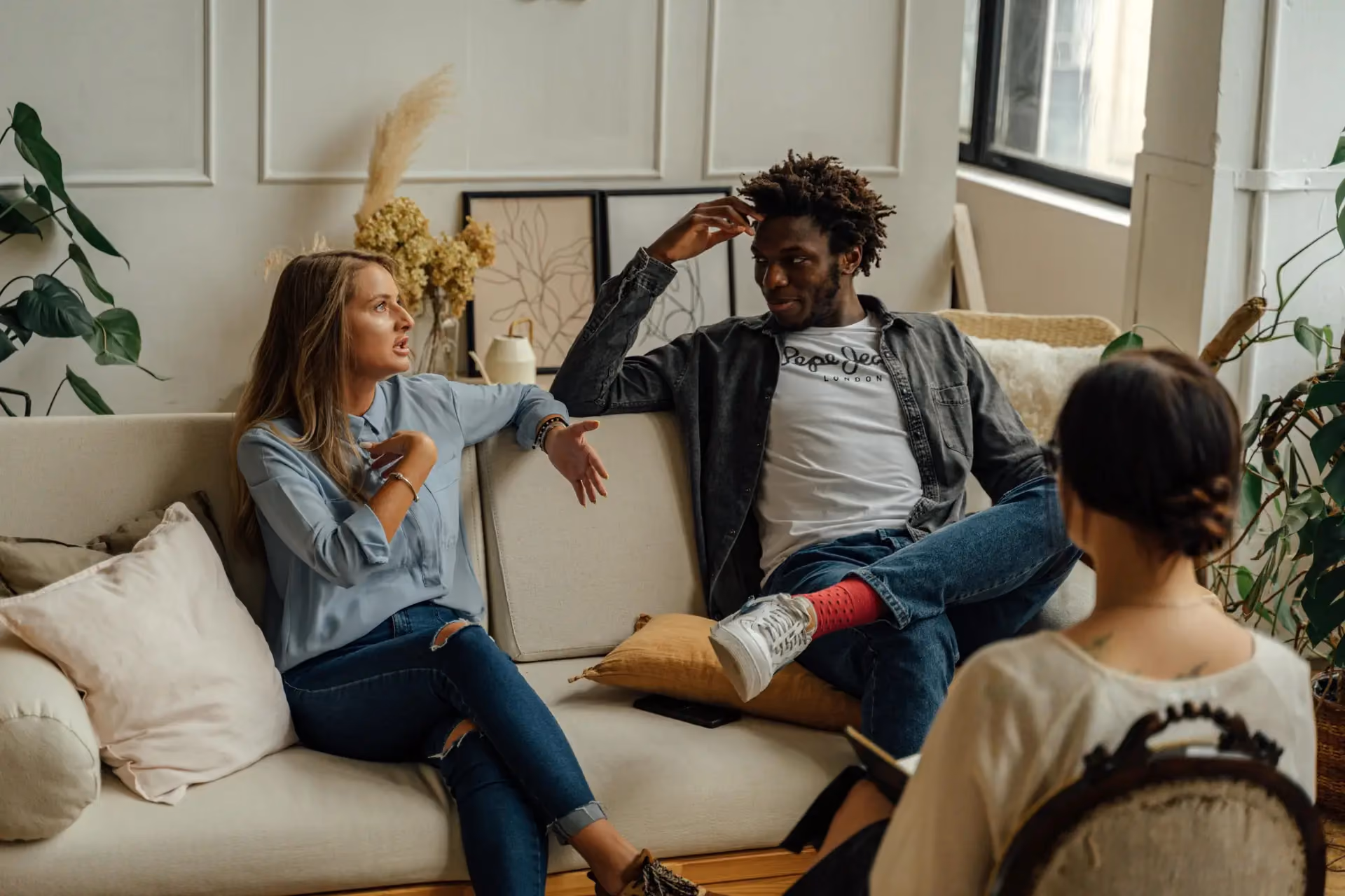 Healthy Relationships: Four Behaviors to Avoid for Stronger Connections