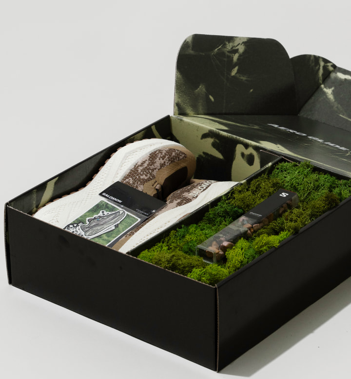Gemnote-Solomon-custom-sneaker-and-footwear-merch-1