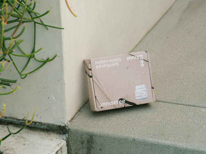 Gemnote-on-brand-packaging-design-Innisfree
