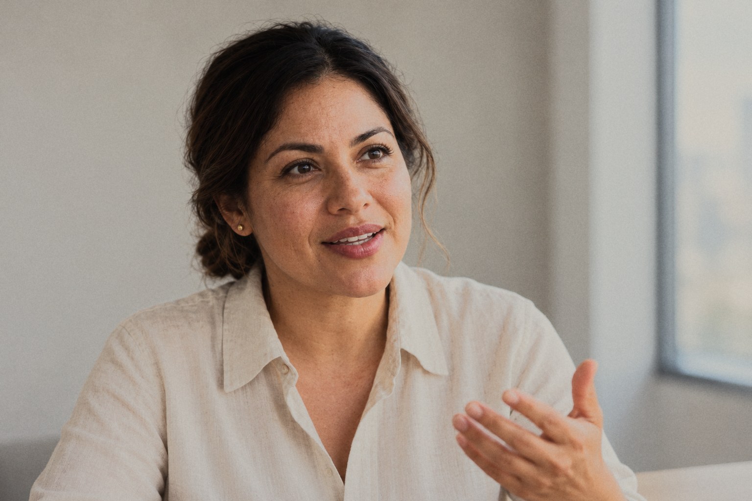 Elena, the refinancing specialist