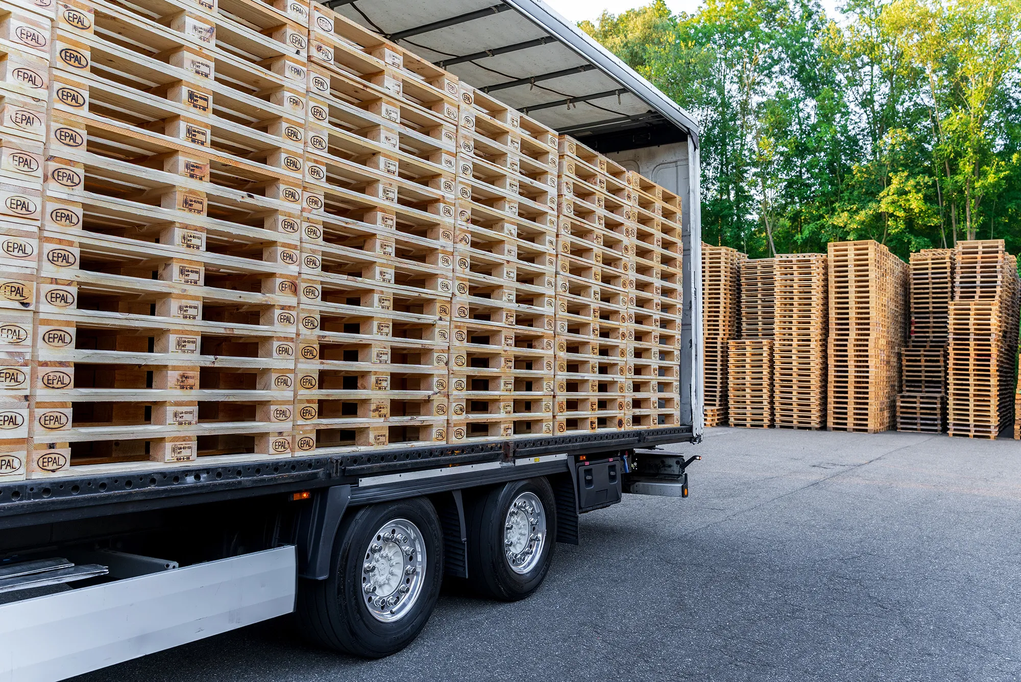 Onze diensten - transport van pallets door PR Pallets