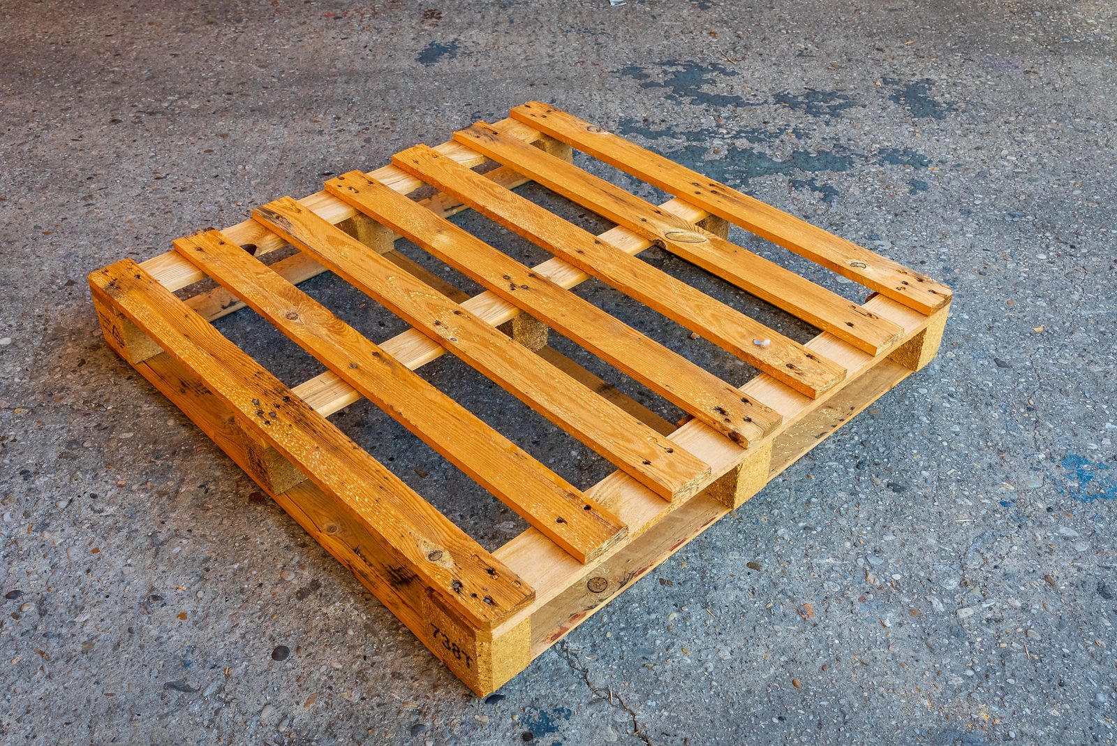 Pallet 110x110, middelzwaar rondomlopend